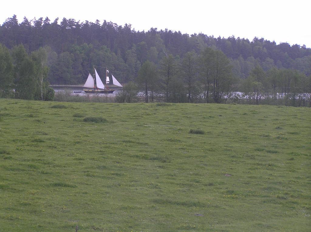 Domek Pod Klonami Na Mazurach Guty Værelse billede